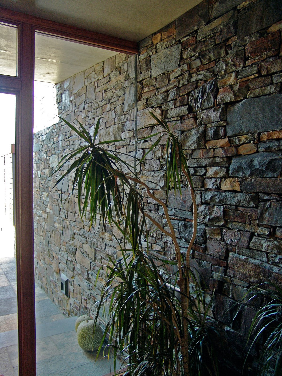 muro-piedra-arquitectura